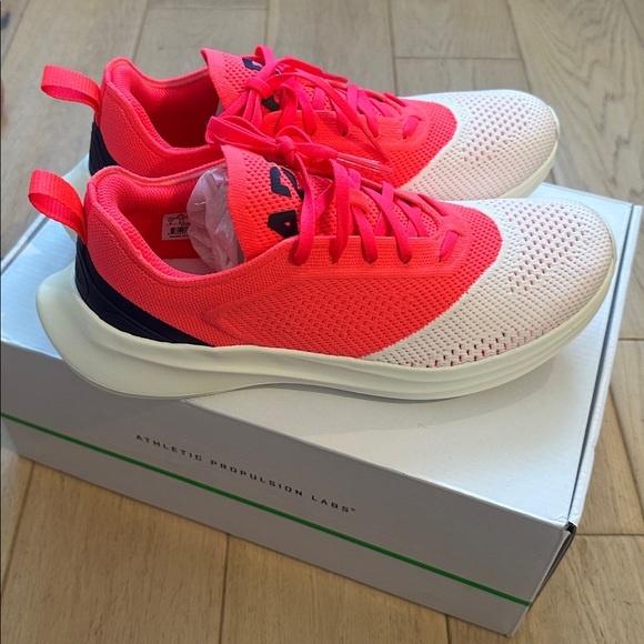 NIB -APL Women's Techloom Dream! Size 8 - Picture 7 of 9